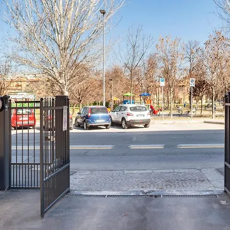 Iris Διαμέρισμα *